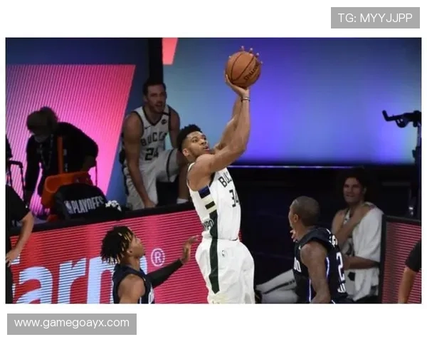 哈特尼克斯防守策略成焦点,专家分析其对球队战绩的深远影响 哈特尼克斯防守策略成焦点,专家分析其对球队战绩的深远影响